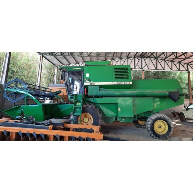 Colheitadeira John Deere 1175  - Hydro