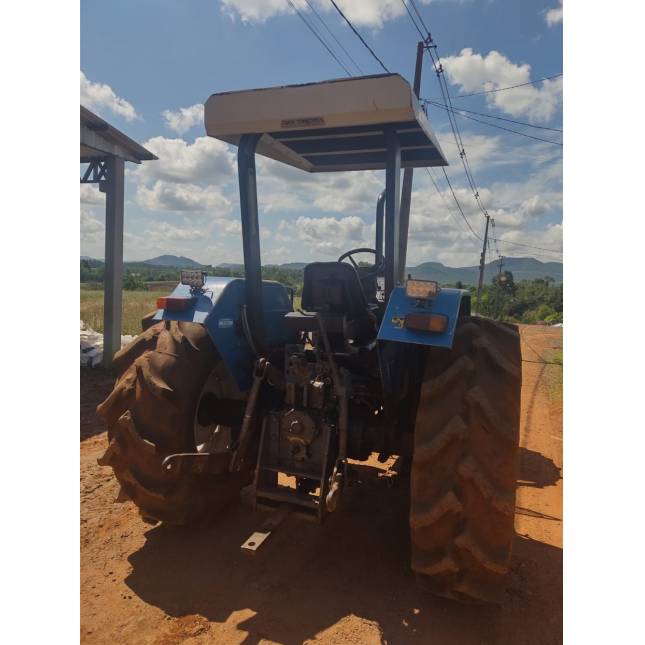 New Holland TL100